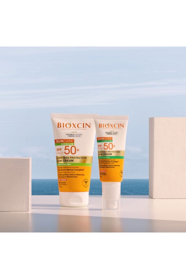 Bioxcin Spf 50+ Güneş Kremi 50 ml Akneye Eğilimli Cilt